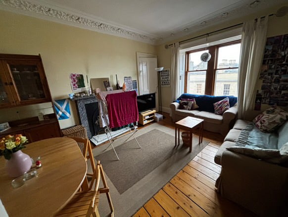 Double Bed Room in Abbeyhill Main Photo