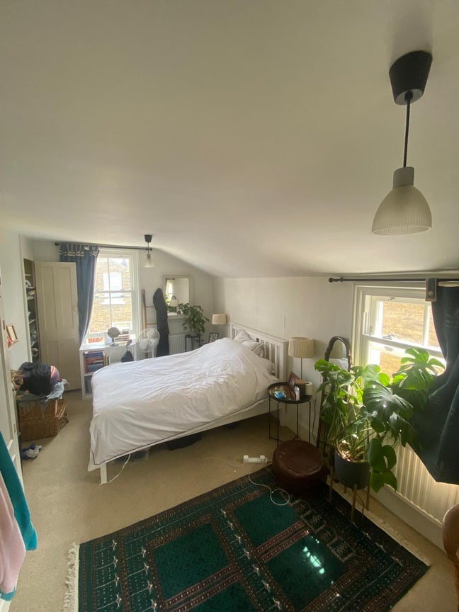 Sunny room in Clapham North/Brixton Main Photo