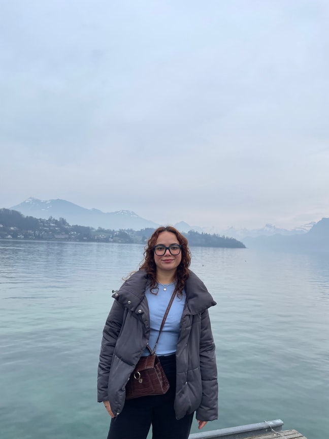 Looking for 1 bed apartment or studio Main Photo