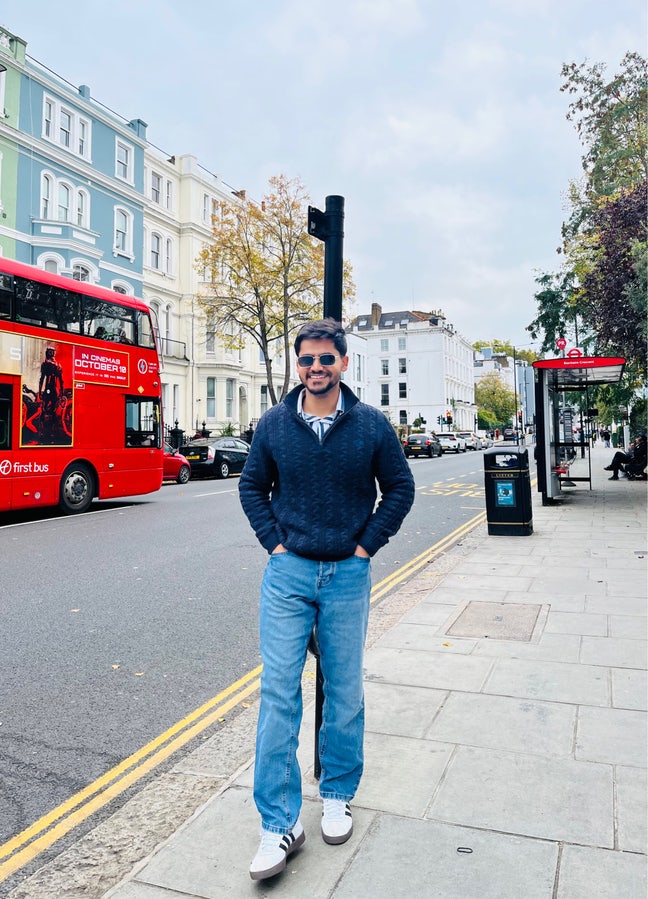 25 years old male looking for a place to stay  Main Photo