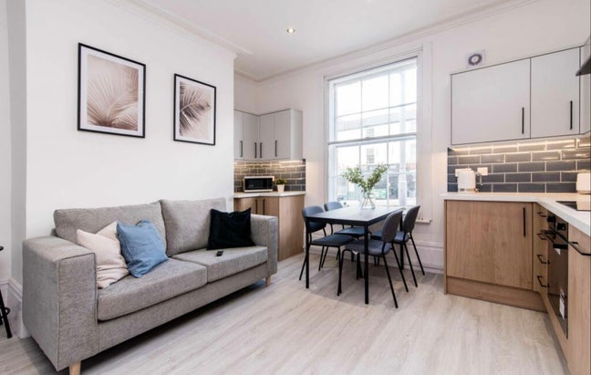 Student room for rent, NG1, beautiful house Main Photo