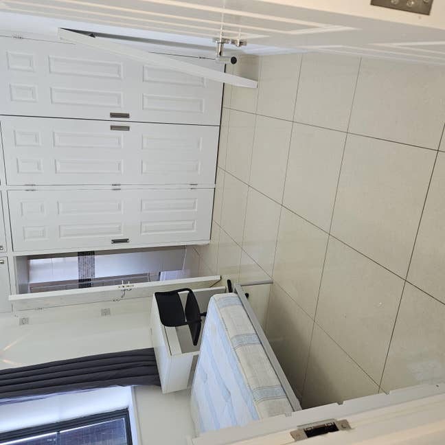 2 Bed Flat with  2Bthrooms in Great location  Main Photo