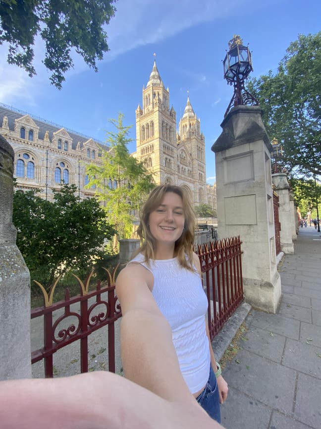 Marine Biologist looking for a room Main Photo