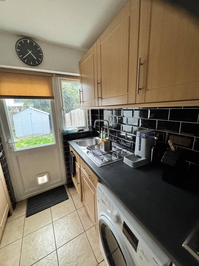 🏡 Beautiful Home in East Croydon — Quiet Cul-de-S Main Photo