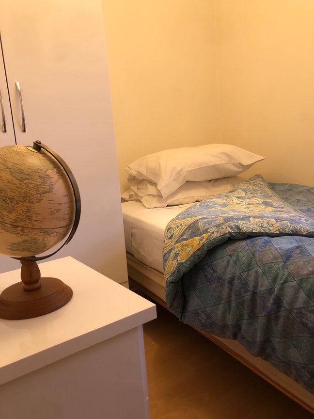 Room with secure parking near Hospital  Main Photo