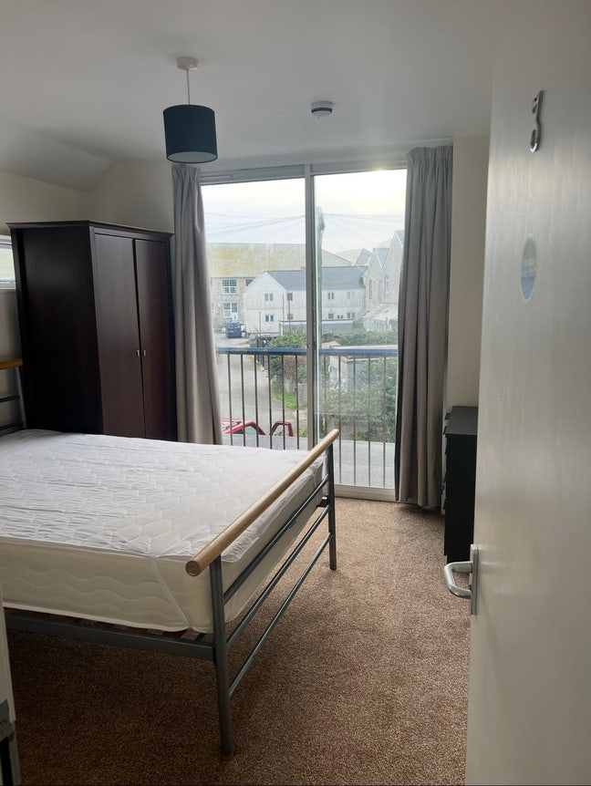 Spacious double en suite room  Main Photo