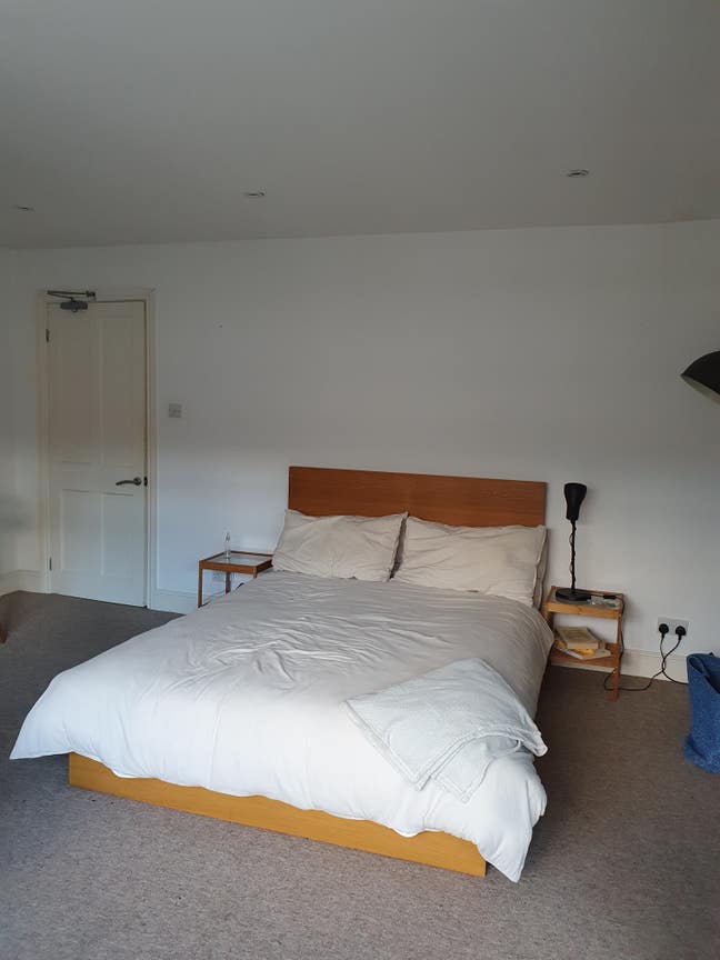 Large double room available in Honor Oak house Main Photo