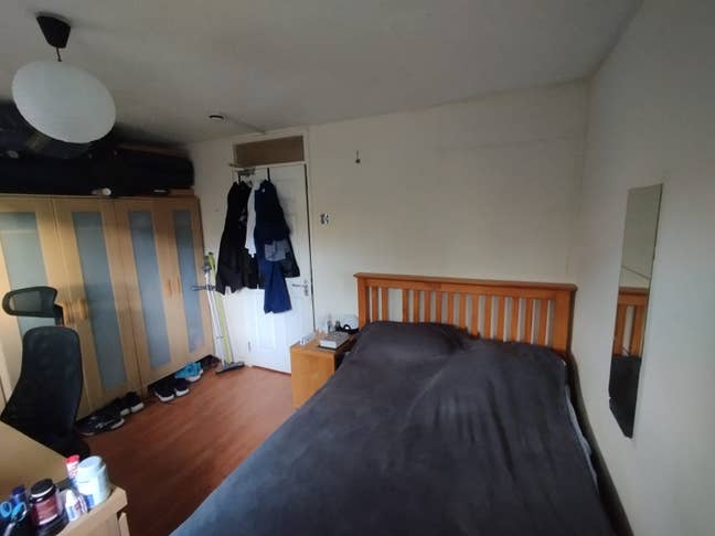 Room in a Shared House Main Photo