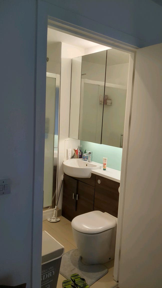 Short Let–EnsuiteDoubleRoom|FullyFurnised|Jan-Mar Main Photo