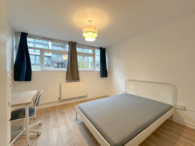3 Bright and Spacious Double Rooms in Old Street Main Photo