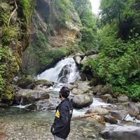 Room needed by student couple Main Photo