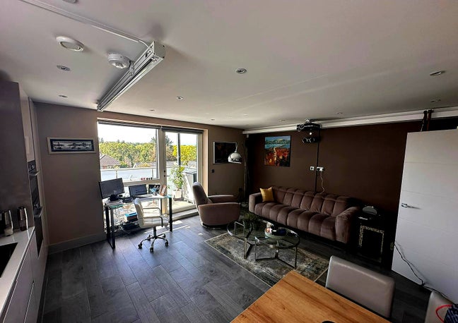 Fully furnished and pets allowed  Main Photo