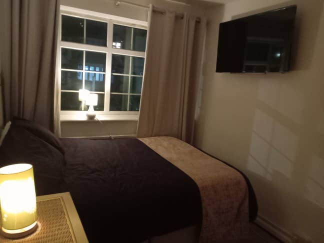 Double Ensuite Room Main Photo