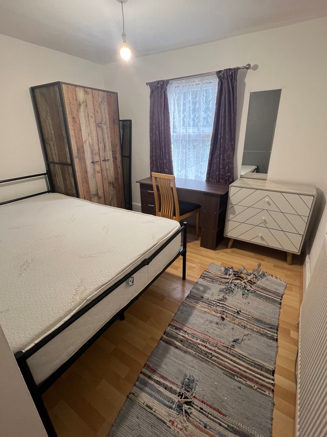 Room to rent 2 mins from Leytonstone station Main Photo