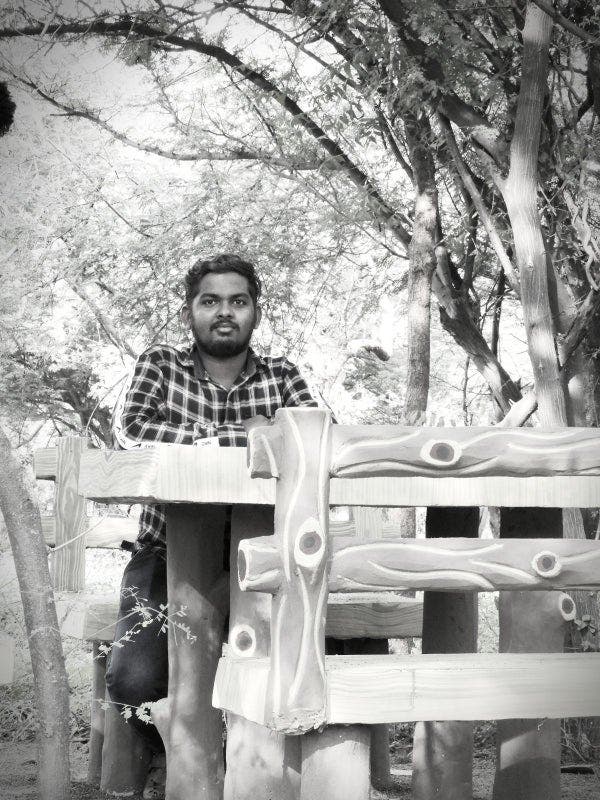 Professional Male seeks a single or double room Main Photo