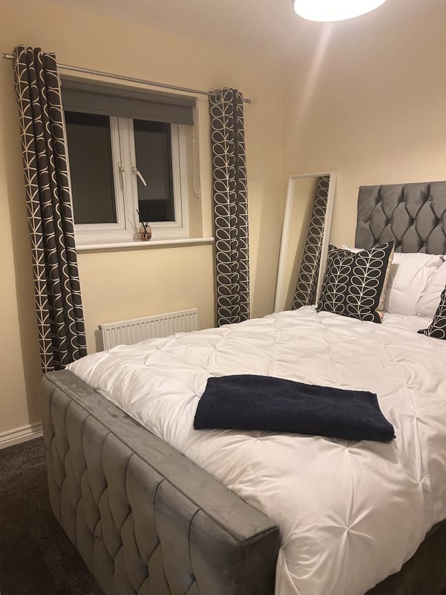 Beautiful room with own bathroom Main Photo