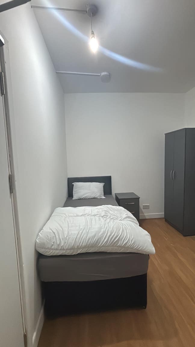 Supported Accommodation 3 rooms  Main Photo