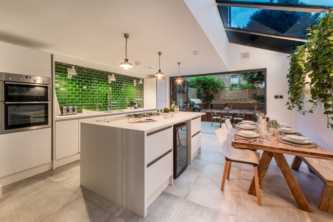 Double Room in High-End House Near Brixton Tube Main Photo