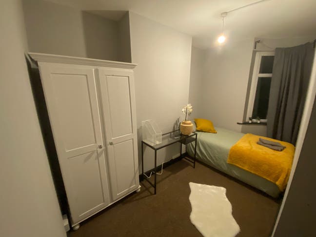 ✨ Bright Double Rooms for Rent in Edgware 🏙️ | Main Photo