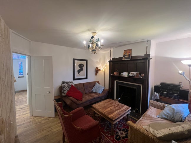 Double room/ newly refurbed central winch Main Photo