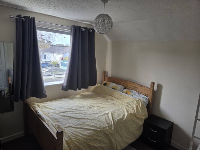 Room to let in friendly relaxed family home Main Photo