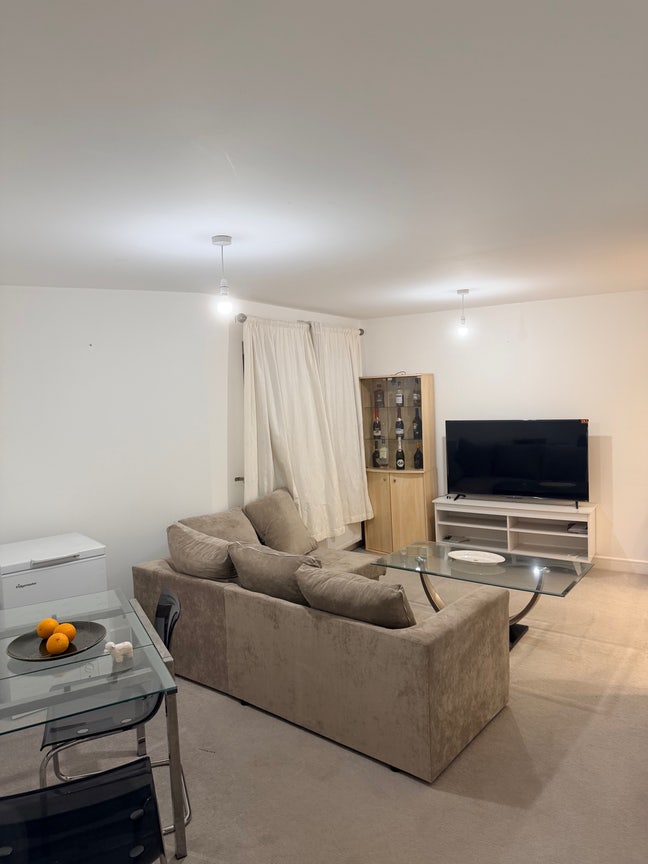 Flatmate needed in Andover  Main Photo