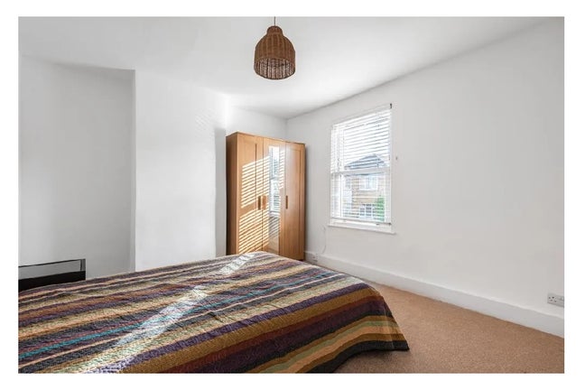 Double Room Available In Shared House. Main Photo
