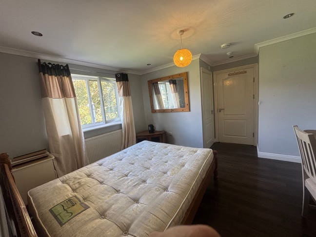 *EnSuite Available* Main Photo