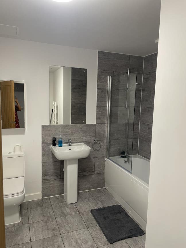 Room Available for Rent for female only Main Photo