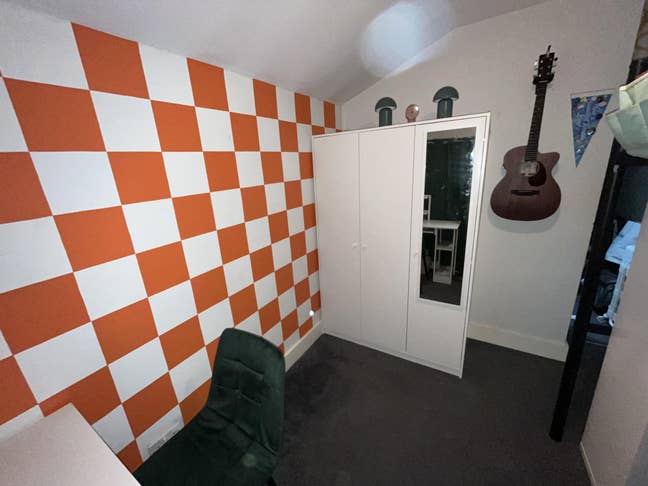 West London Zone 2 Sublet. Creatives Welcome! Main Photo