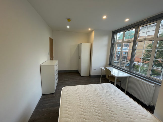 2 Single Rooms 5 Mins from Jubilee Line Main Photo