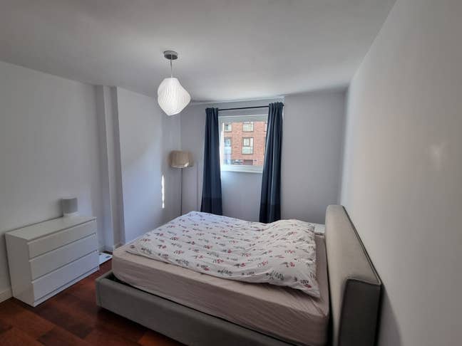 Peaceful & Safe Double Room Surrey Quays London  Main Photo