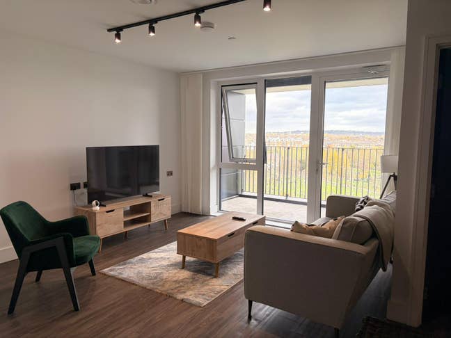 Serviced Apartment near White City  Main Photo