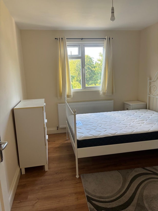 Double Room | Fully Furnished | Modern house Main Photo