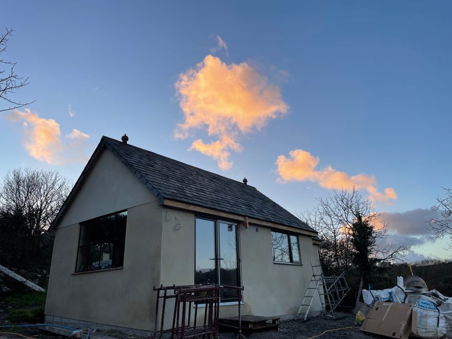 One double room and bathroom  Main Photo