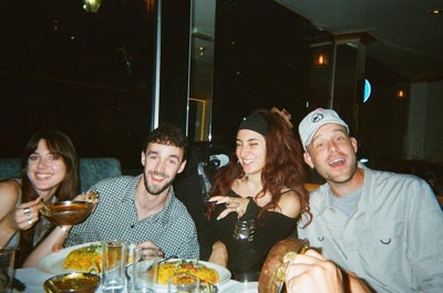 Looking for a room in social house or buddy ups!  Main Photo