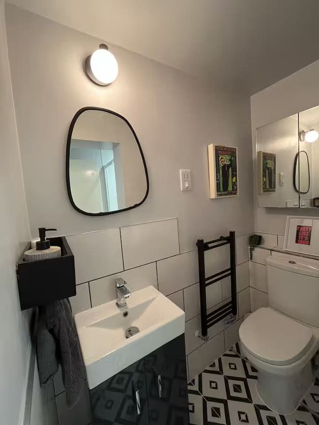 Wimbledon Victorian 1 Bed Flat Main Photo