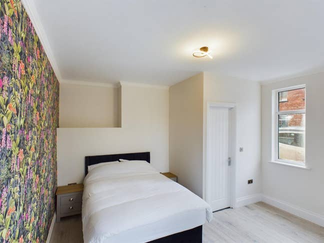 🌿 Ensuite Double Room – All Bills Included – Darl Main Photo