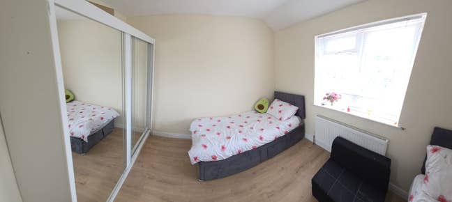Spacious & Cosy Studio for Rent in - BR1  Main Photo