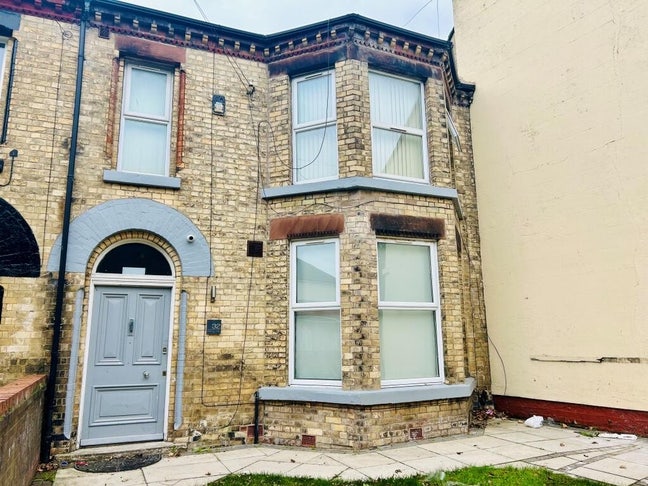 Newly refurbished ensuite double room. Main Photo