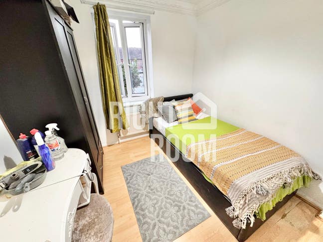 Beckton E6 Stunning Rooms Avilable Bills Inc Main Photo