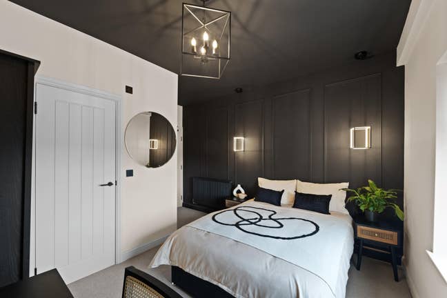 Stylish Studio Apartments, quiet road near City Main Photo