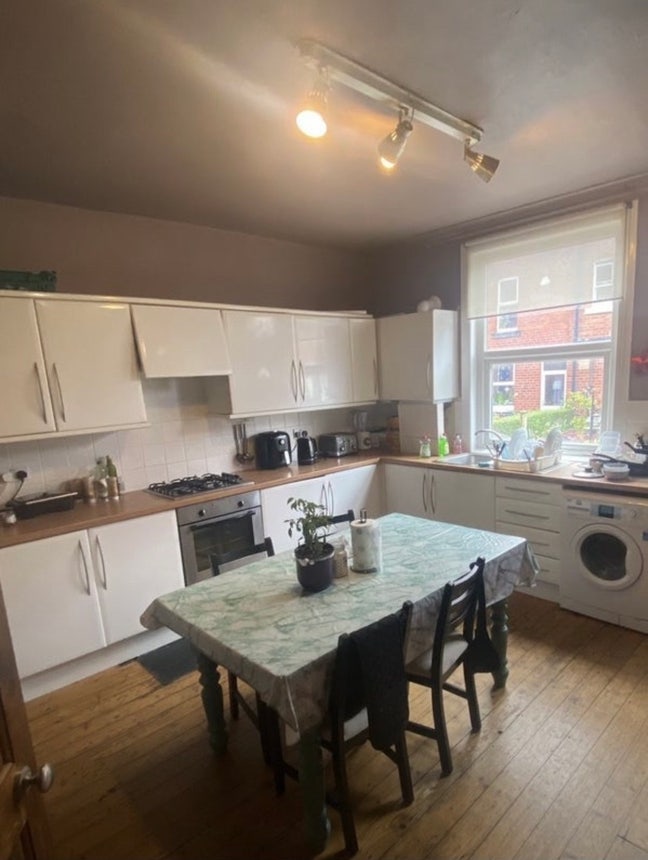 Relaxed house near central Meanwood Main Photo