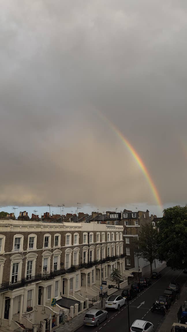 A double room with balcony - Warwick Avenue Main Photo