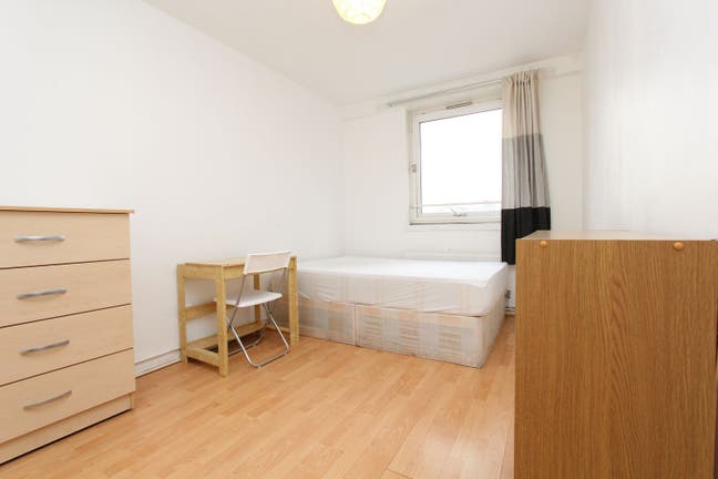 New bright and clean rooms in Bethnal Green E2 Main Photo