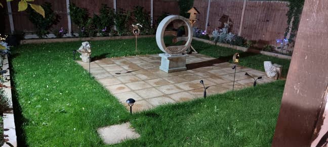 Spacious room available  Main Photo