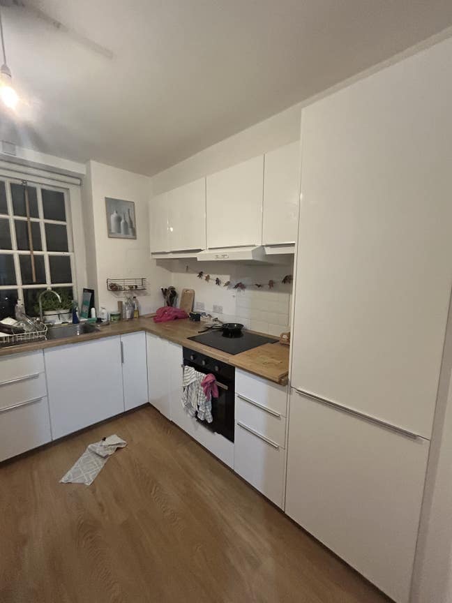 Furnished Room in Westminster – £1,175/month Main Photo