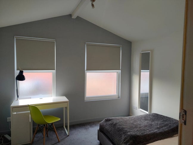 Double room available in Castleford city centre! Main Photo