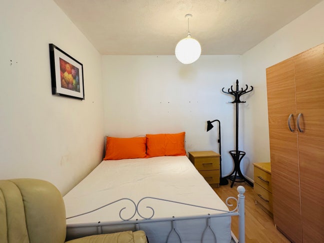 Economic room in BowRoad/DLR/Mile End/Stratford Main Photo