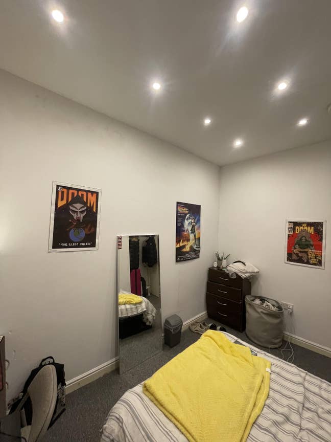 Room for Rent - Hyde Park  Main Photo